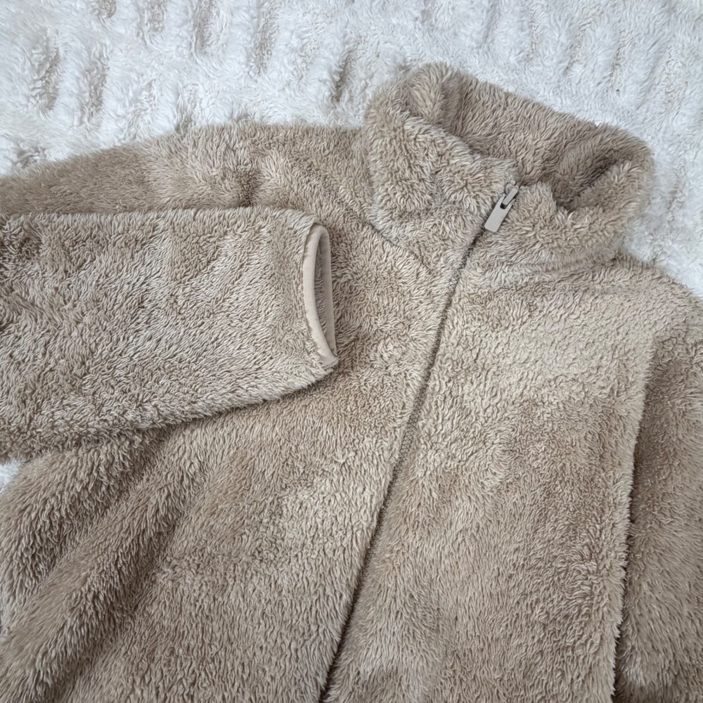 Uniqlo Fluffy Yarn Fleece Full-Zip Jacket Beige Tan 241-479611 Mens Large